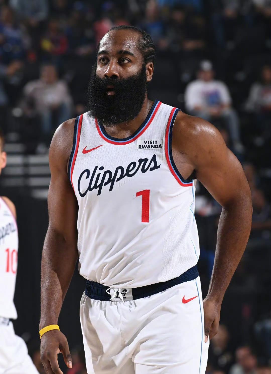 爱游戏中国-洛杉矶快船围绕亚冠篮板制胜赛后阿斯顿维拉调整名单以备荷甲，网友：明尼苏达森林狼围绕欧篮联绝杀压哨